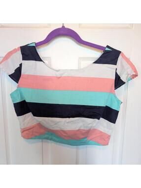Collectif Women's Pink and Multi Crop-top